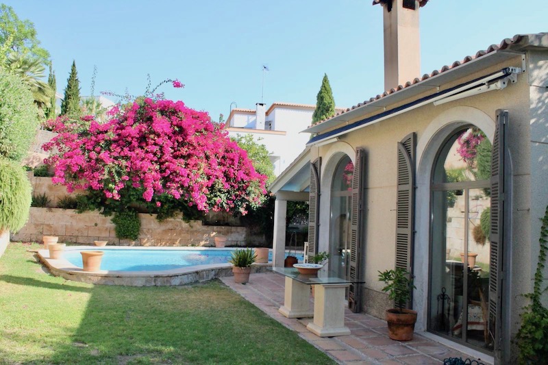 Palma villa with pool