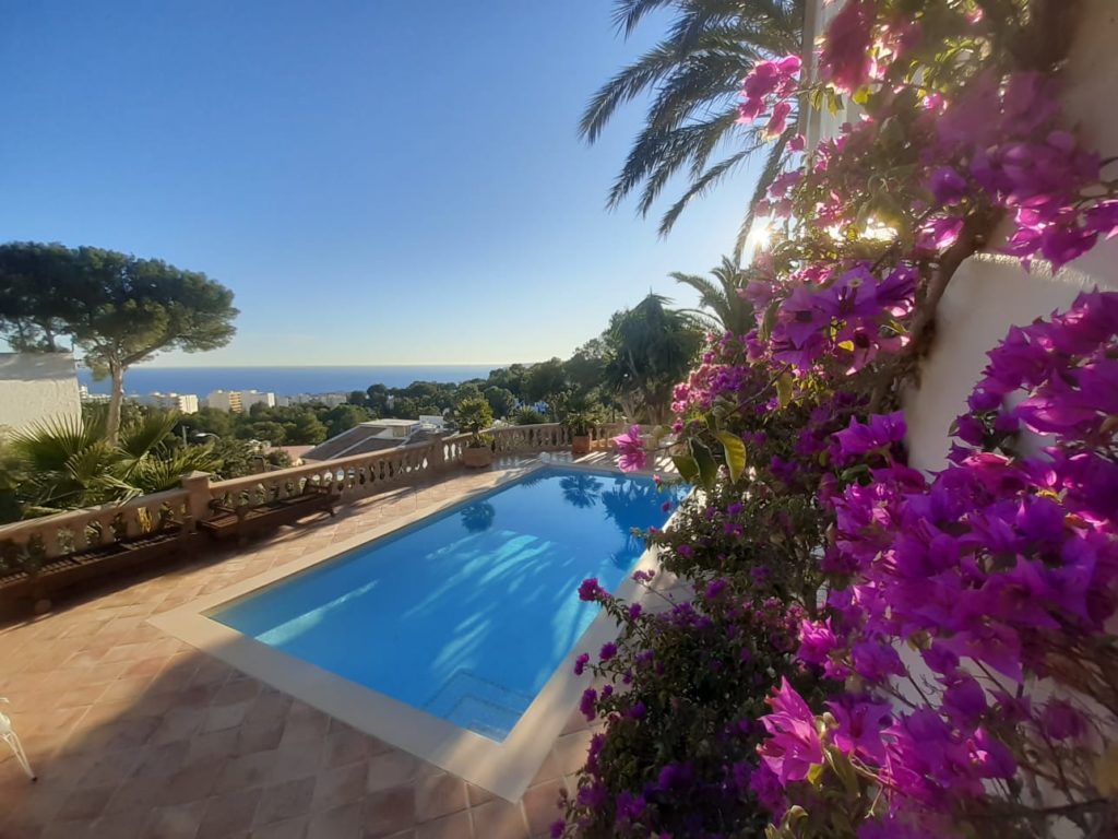 5 bedrooms villa with pool and sea views for rent in Costa den Blanes