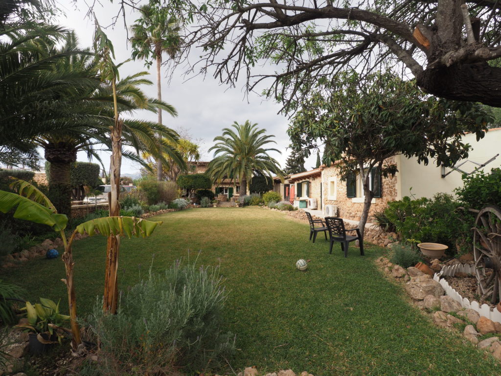 country house with 2 guest apartments in Bunyola - Santa Maria Majorca