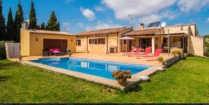 Rural Villa in Arta Mallorca with holiday rental license