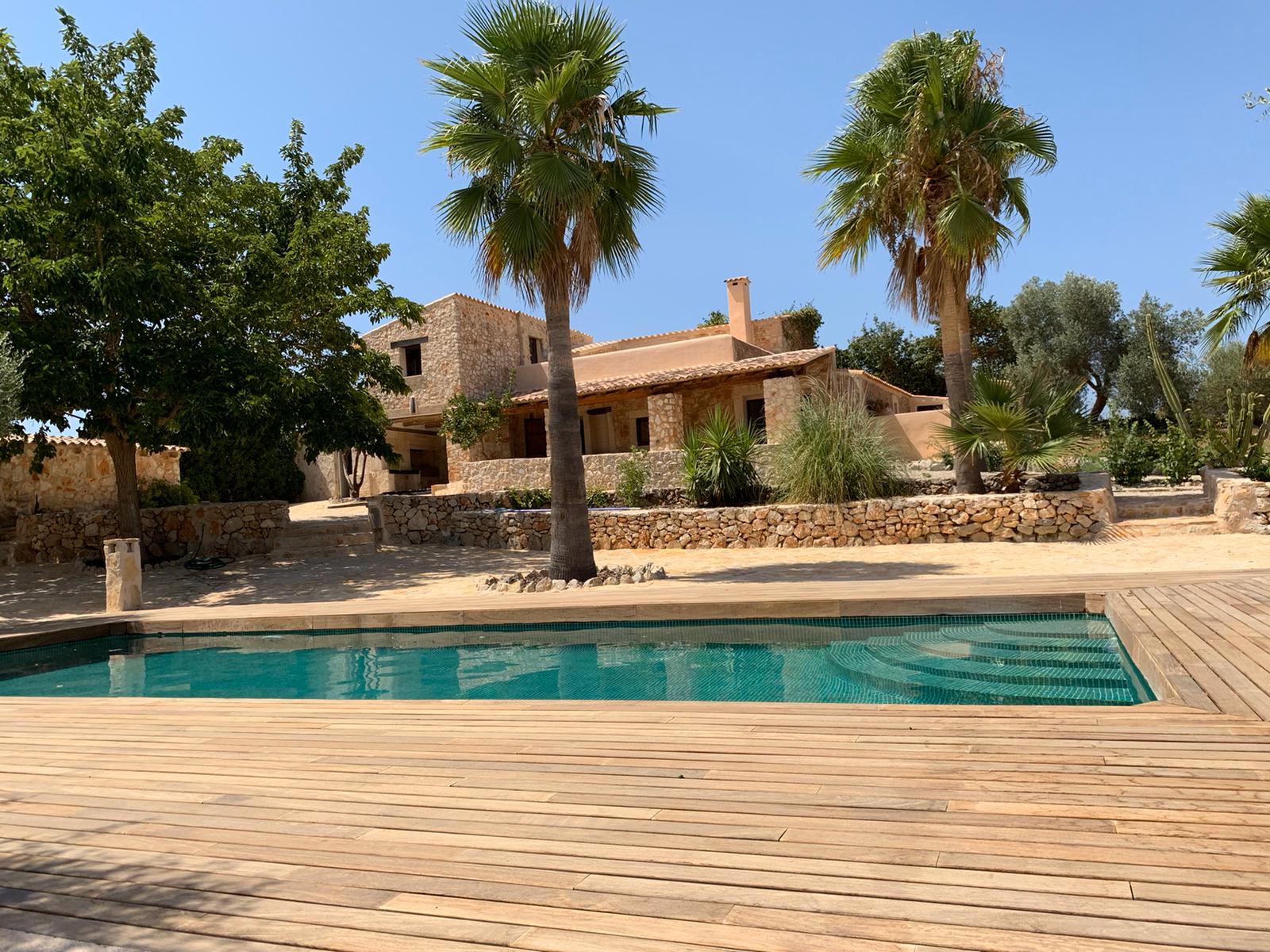 Rustic finca for sale Mallorca Sineu