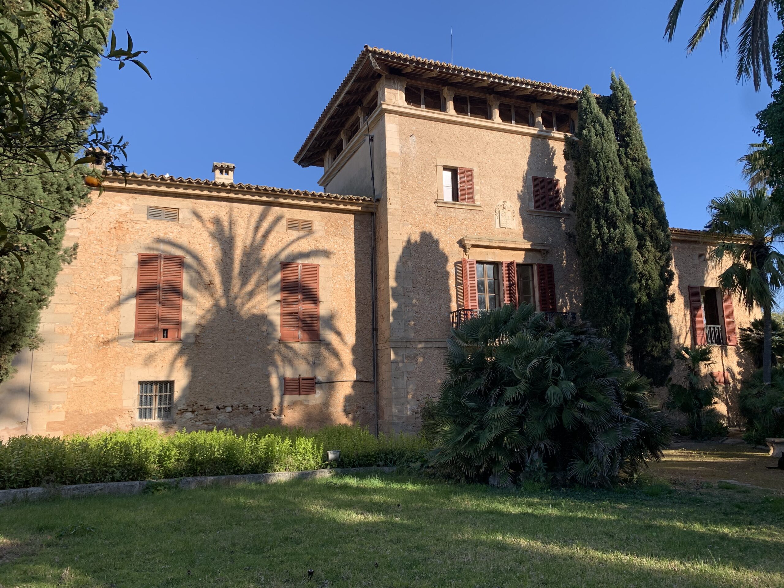 Palma: Reformed Historical property with horse facilities on a large plot