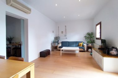 refurbished 3 bedroom apartment in the center of Palma